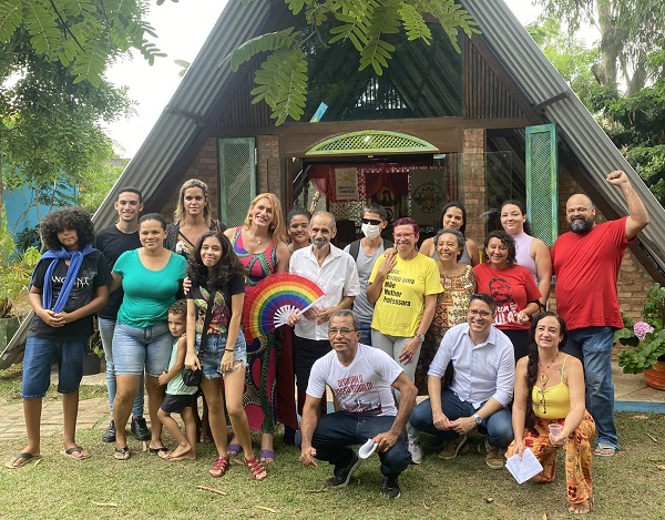 “A comunidade está organizada para defender a escola pública”, diz Sonia Meire em reunião com mães da Zona de Expansão