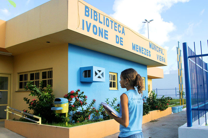 “As bibliotecas de Aracaju devem ser valorizadas e não reduzidas”, diz Professora Ângela Melo