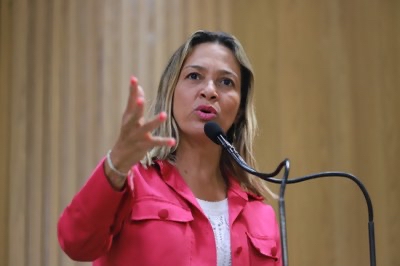 “É desrespeitoso com a população” diz Sheyla sobre descaso da Deso