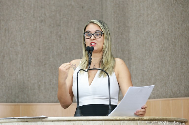 “Está protegendo grandes empresários agora, Edvaldo?”, questiona Kitty ao cobrar derrubada de veto