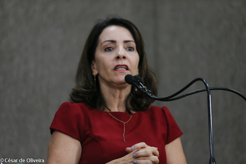 “Transtornos psicológicos que atingem PMs é um risco silencioso para sociedade”, diz Emília