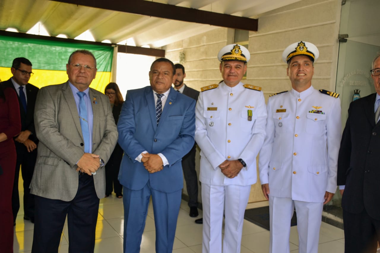 Américo de Deus representa a Câmara em solenidade alusiva ao Dia do Marinheiro