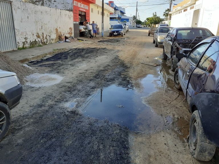 Américo pede atuação da Emurb, Deso e Emsurb nos bairros Aeroporto, Aruana e Coroa do Meio