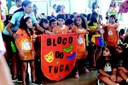 Anderson de Tuca fala sobre a história do Bloco Saudoso Tuca em escola da capital