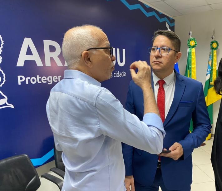 Após muitas cobranças de Ricardo Marques, prefeito de Aracaju anuncia funcionamento do corredor de ônibus da Hermes Fontes