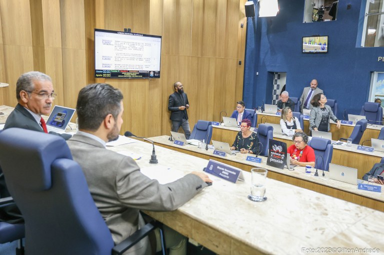 Câmara aprova acesso prioritário à vaga de estacionamento para renais crônicos 