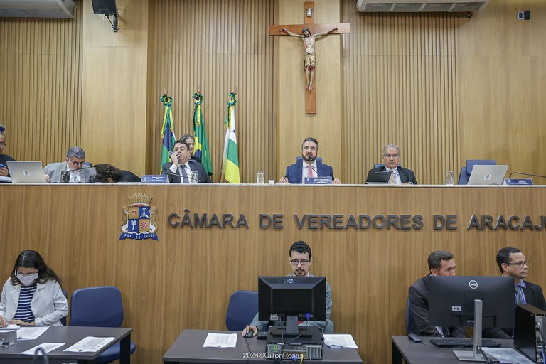 Câmara Municipal aprova 24 proposituras, dentre estas o PL nº 353/2023 que institui o Protocolo Municipal Antirracista em Aracaju 