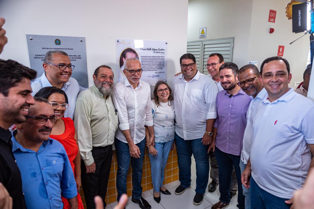 CMA prestigia inauguração de escolas municipais no bairro Santa Maria