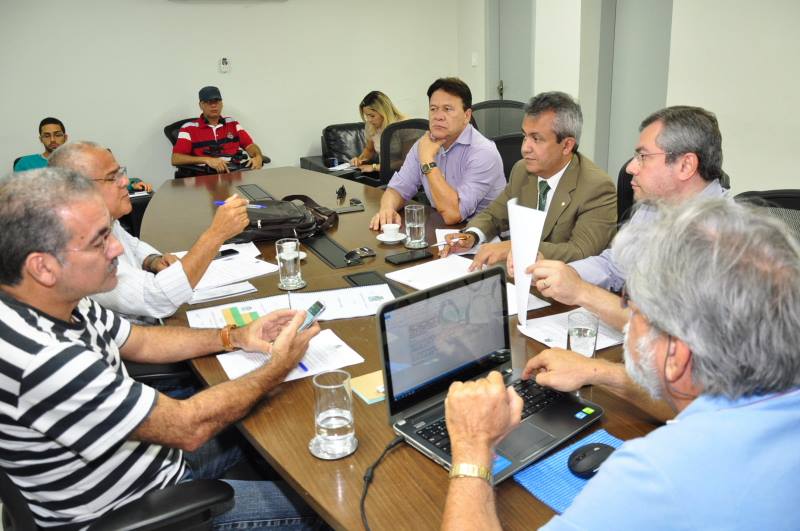 Comissão debate mudanças no Regimento Interno da CMA