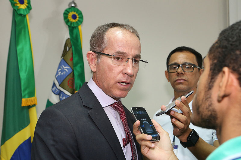 Presidente acompanha anúncio de medidas de ajustes da Prefeitura