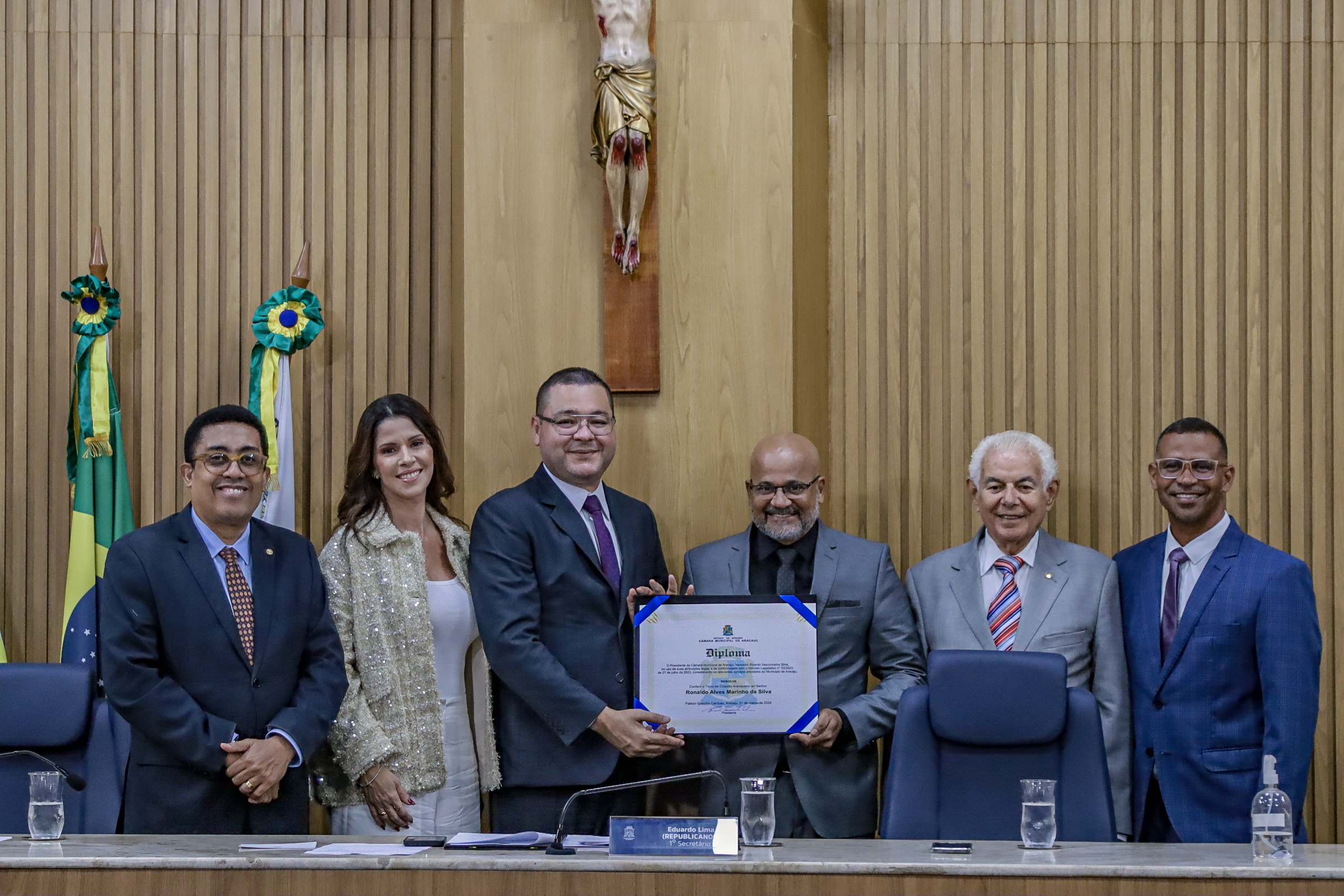 Delegado Ronaldo Marinho recebe Título de Cidadão Aracajuano 