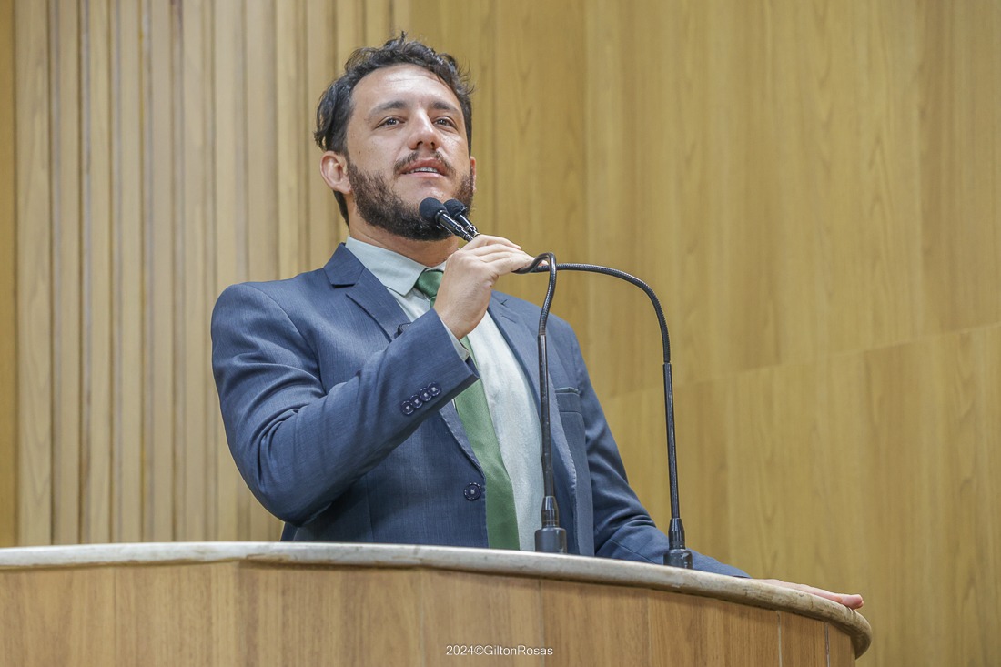 Descaso da prefeitura com os catadores de recicláveis: vereador Camilo faz denúncia na Câmara 