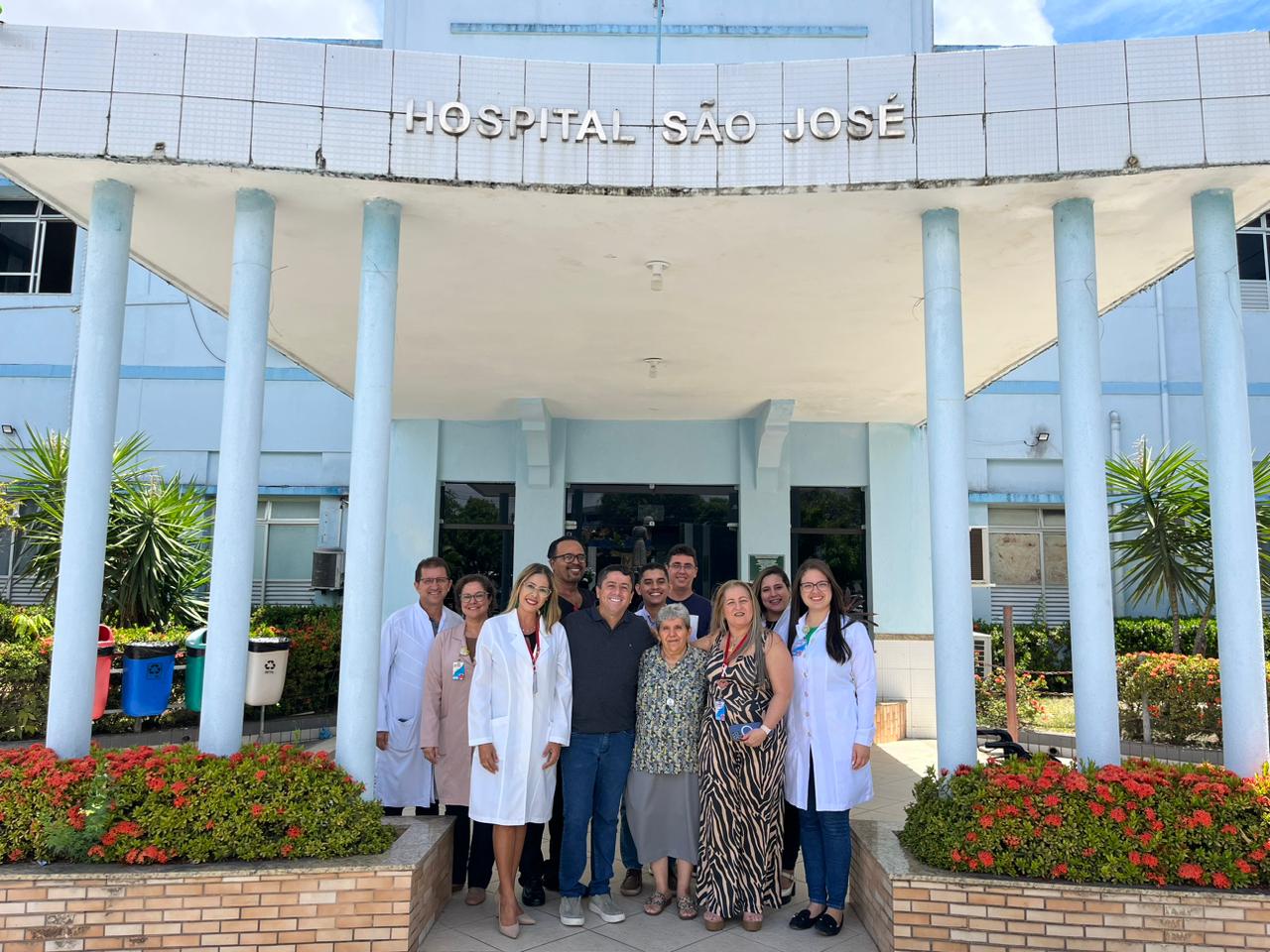 Durante visita ao Hospital São José, Fabiano Oliveira demonstra comprometimento com os aracajuanos