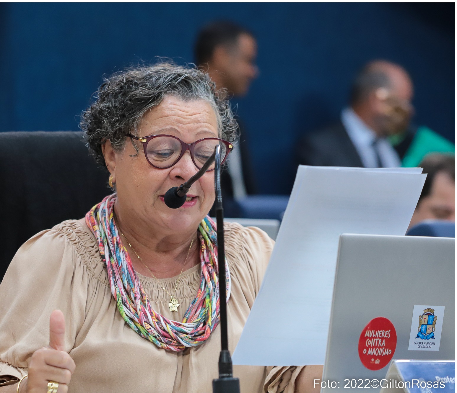 E o Plano Diretor e a licitação do transporte? Professora Ângela Melo critica discurso de Edvaldo Nogueira na CMA