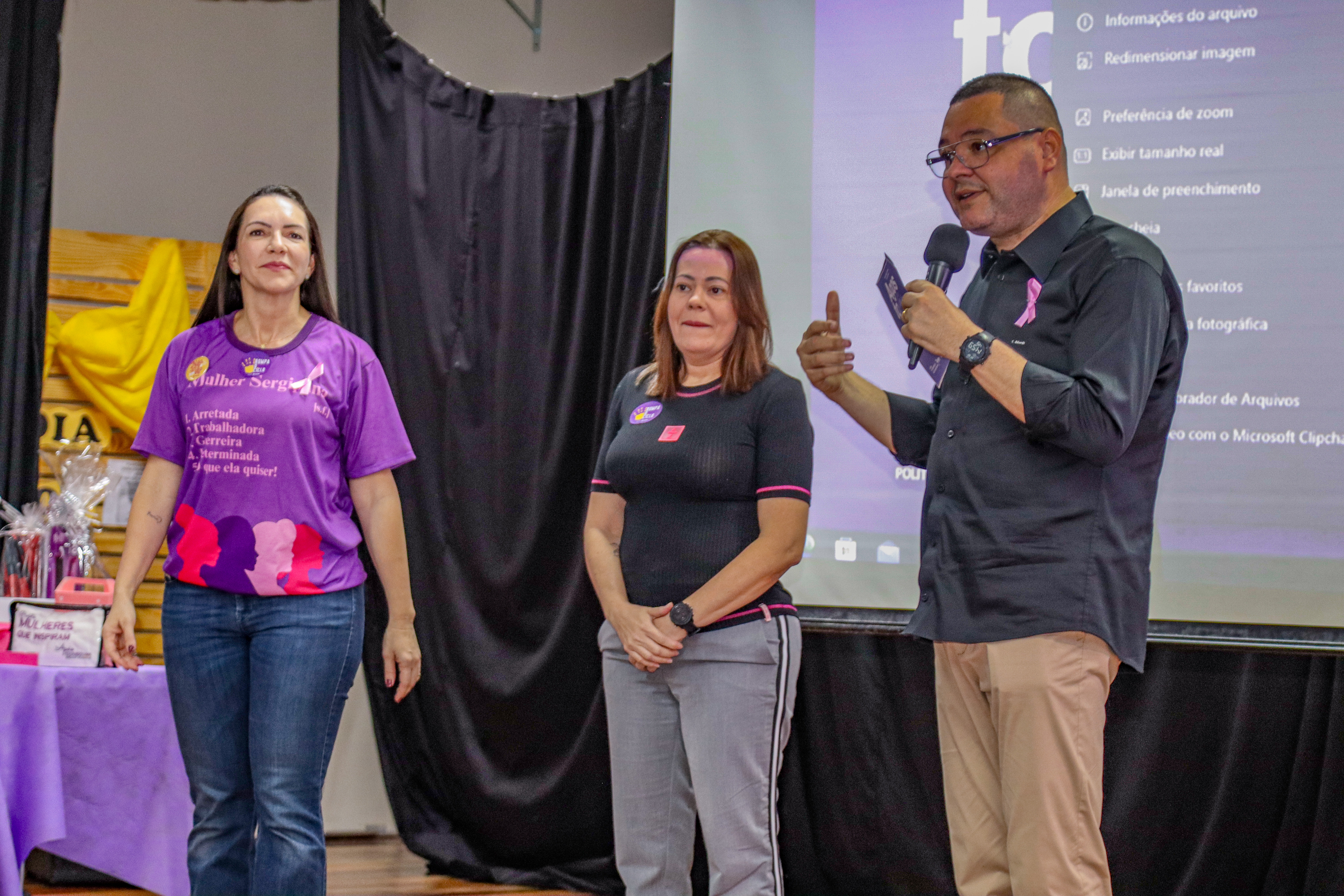 Eduardo Lima participa de evento no bairro 17 de Março ao lado de Danielle Garcia e Waneska Barboza