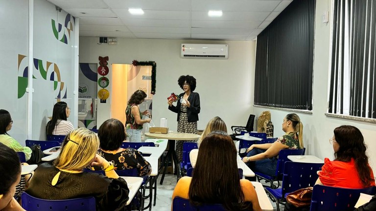 Escola do Legislativo de Aracaju recebe oficina sobre sustentabilidade