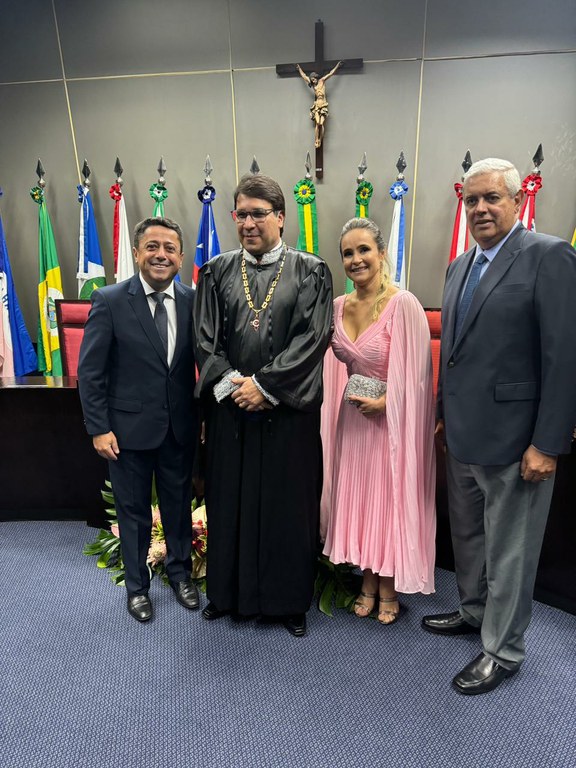 Fabiano Oliveira prestigia posse do desembargador Etélio de Carvalho Prado Junior