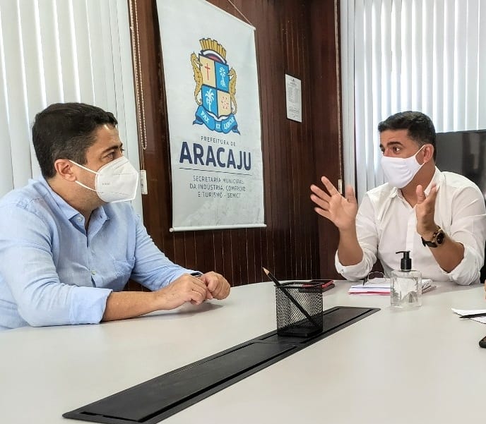 Fabiano Oliveira visita secretário de Turismo de Aracaju para somar esforços na retomada das atividades