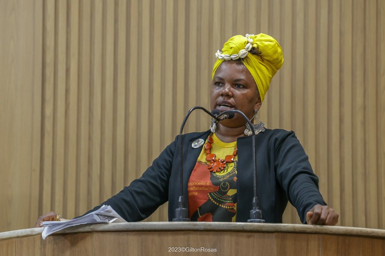 Igualdade racial é tema de debate na Câmara Municipal de Aracaju 