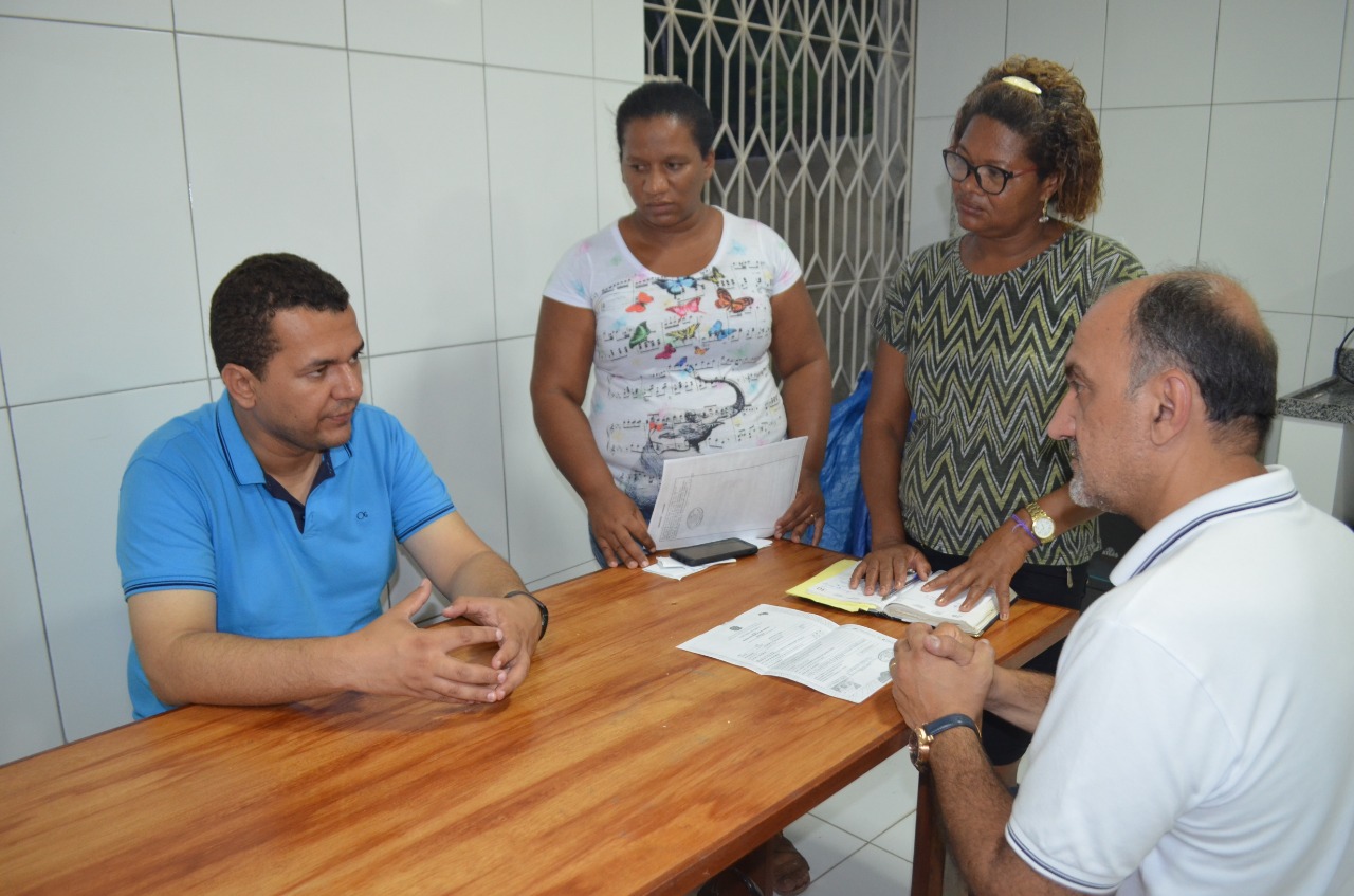 Jason Neto se reúne com moradores do bairro Dom Luciano