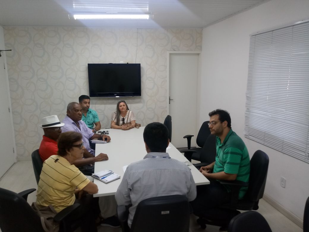 Mandato do Vereador Iran Barbosa participa de reunião na Emsurb