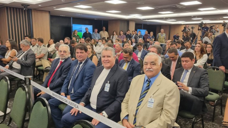 Miltinho Dantas participa da assinatura do acordo de cooperação técnica do projeto Estádio Seguro, em Brasília 