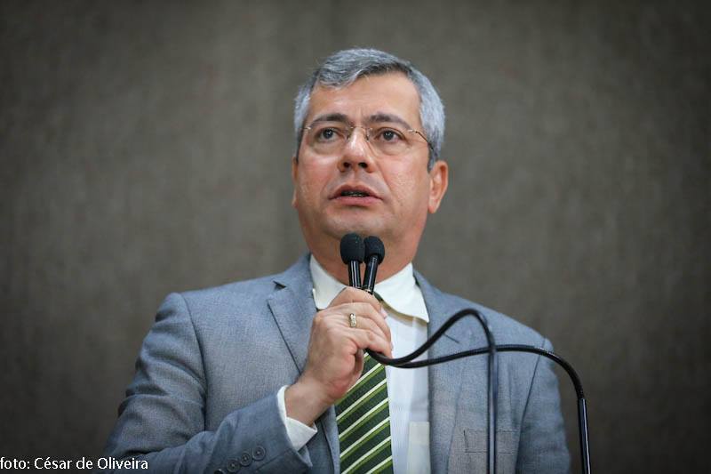 No Dia dos Bancários, Iran Barbosa defende a valorização dos profissionais