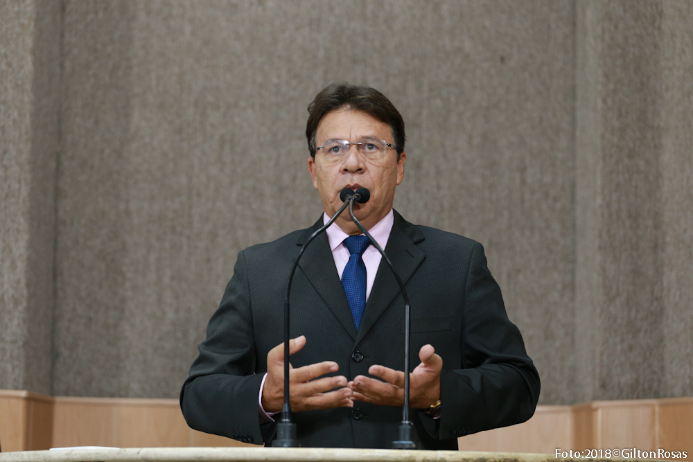 Pastor Alves fala sobre a situação do bairro Marivan