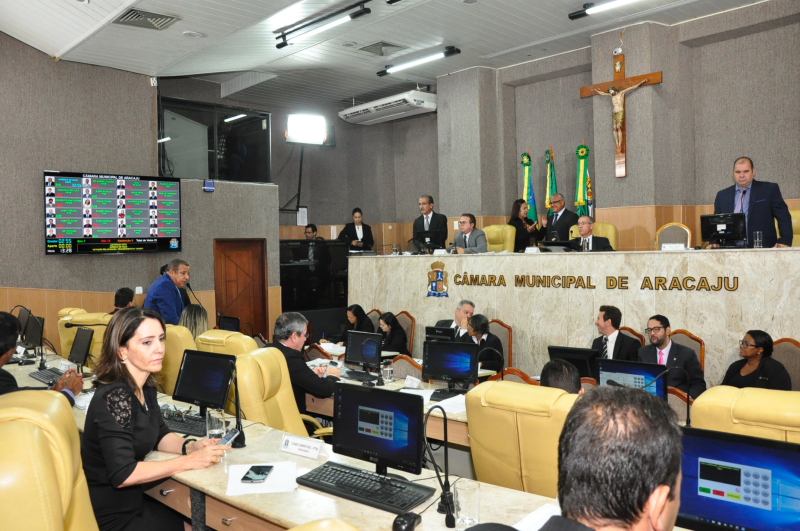 Plenário rejeita requerimento pedindo abertura da CPI do Lixo