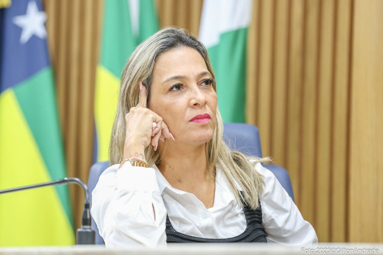 Prefeitura lança projeto de navegação, mas nem servidores conhecem’, diz Sheyla