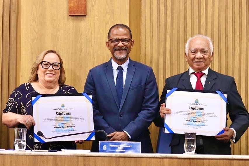 Professor Bittencourt concede Título de Cidadania a dois novos Aracajuanos