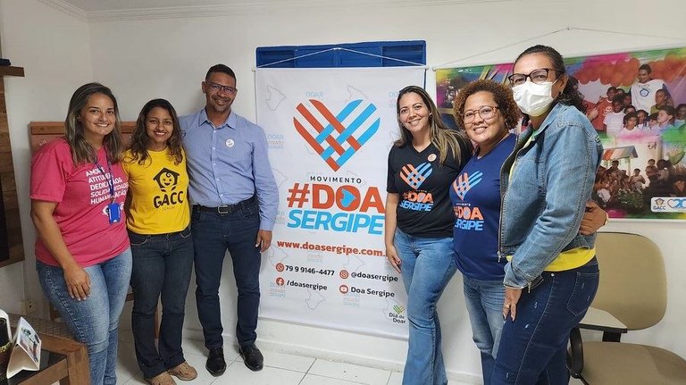 Representantes do Gacc e Instituto Ágatha reconhecem trabalho do vereador Byron na Câmara de Aracaju