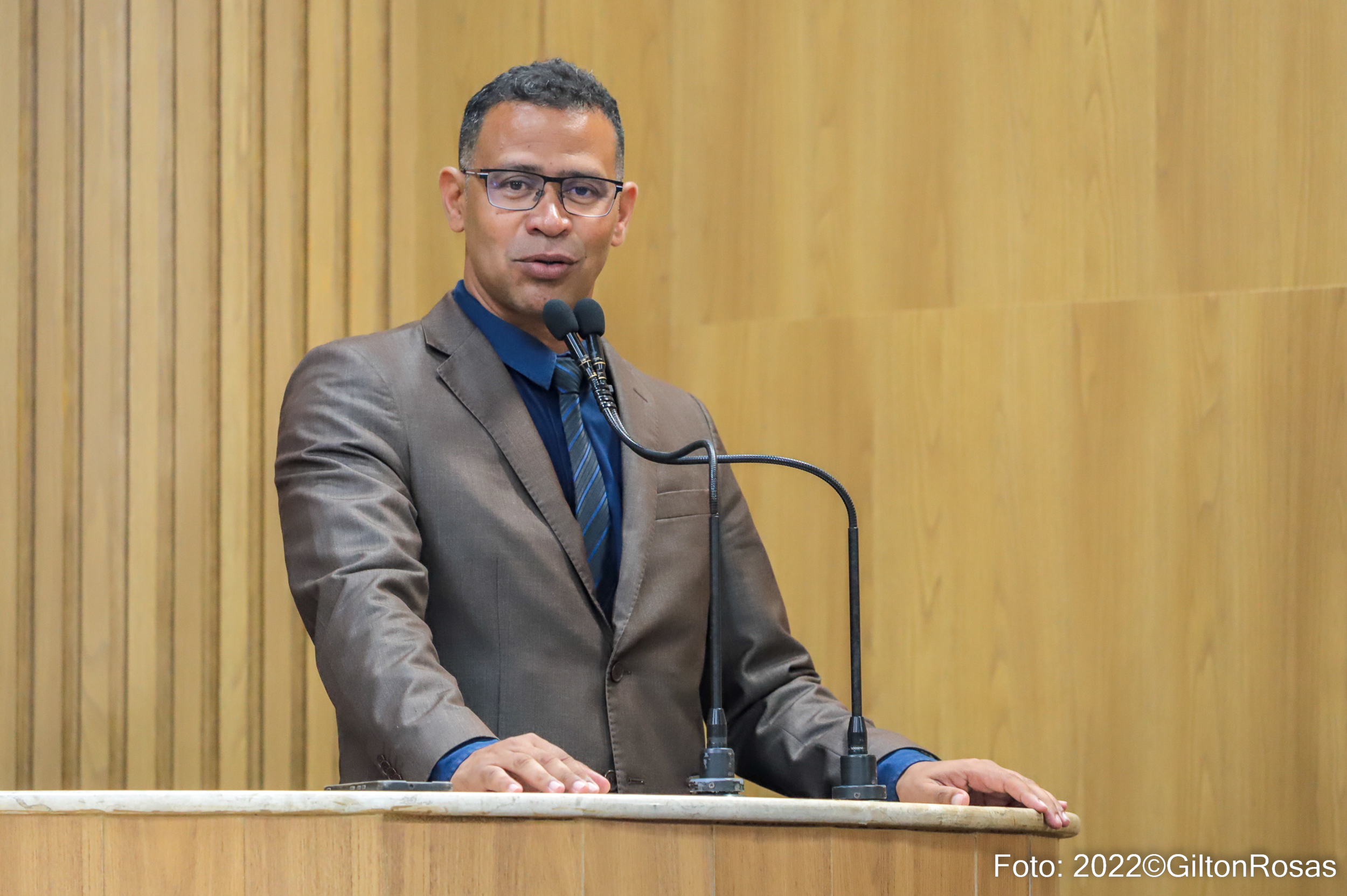 Sargento Byron conduz tratativas em manifestação na Câmara e faz encaminhamentos