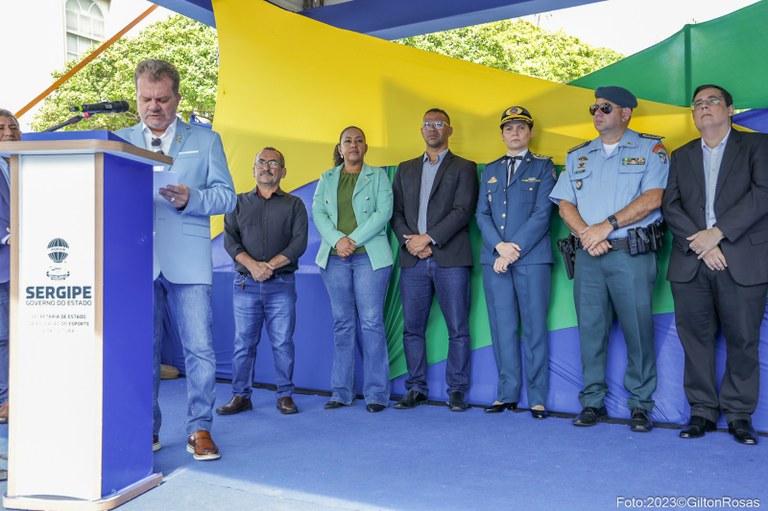 Sargento Byron representa CMA na abertura da Semana da Pátria 2023