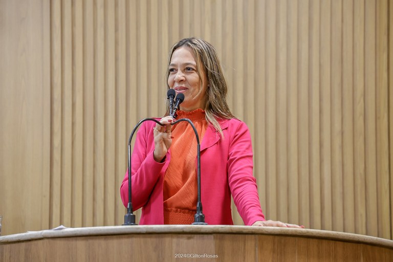 Sheyla acompanha obra do Hospital do Câncer e pede celeridade na climatização 