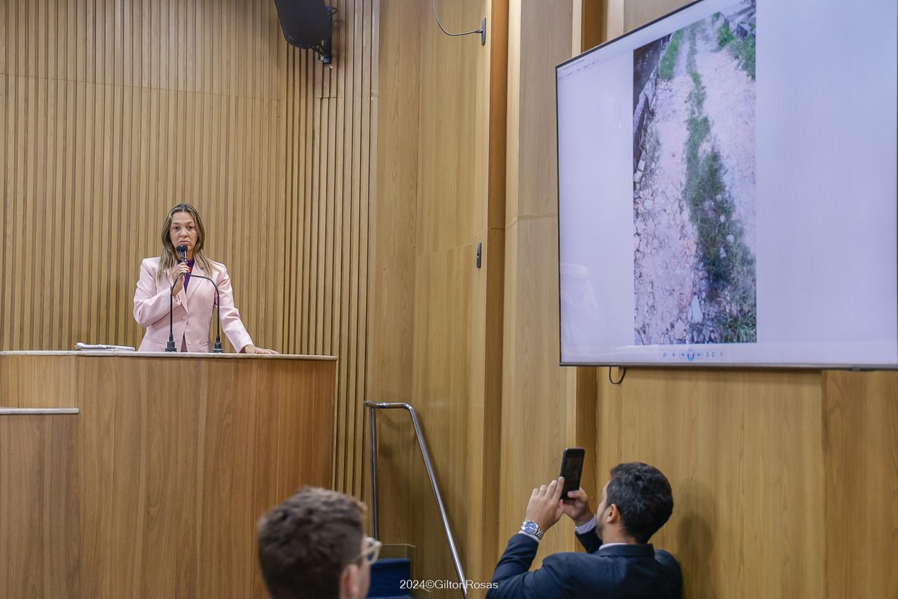 Sheyla denuncia problemas de infraestrutura em comunidade do Industrial 