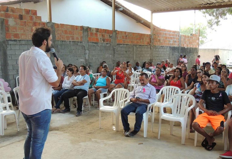 Thiaguinho Batalha cumpre agenda de visitas nos bairros de Aracaju