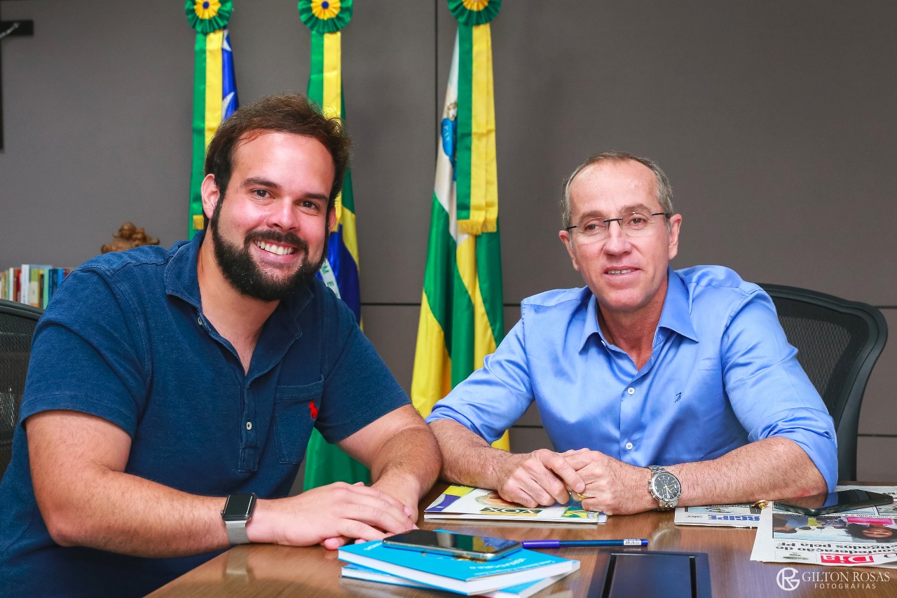 Thiaguinho se reúne com o prefeito interino Nitinho e com a presidência da Abracam