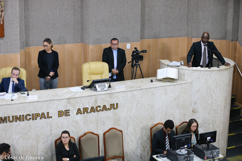 Trabalho do projeto social Punhos de Ouro é tema de Tribuna Livre na CMA