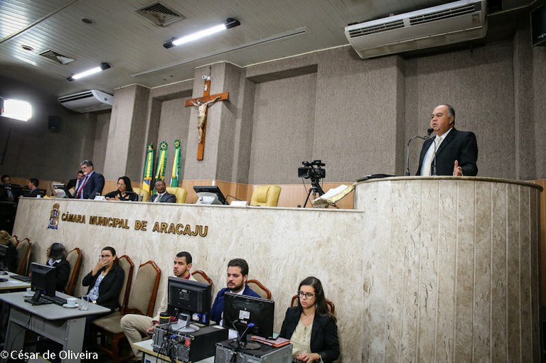 Tribuna Livre trata sobre a situação do setor de pesca em Aracaju 