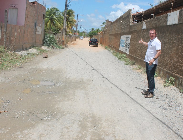 Vereador Dr. Gonzaga agradece por obra no Povoado Areia Branca