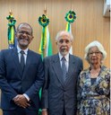 Vereador Professor Bittencourt entrega título de cidadania aracajuana ao  casal de professores e escritores, Beatriz Góis Dantas e José Ibarê Costa Dantas