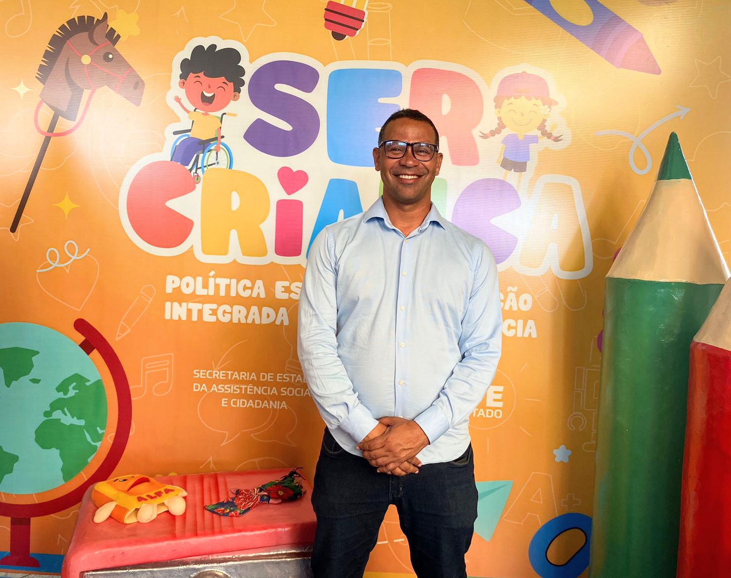 Vereador Sargento Byron representa Câmara no lançamento do Projeto 'Ser Criança'