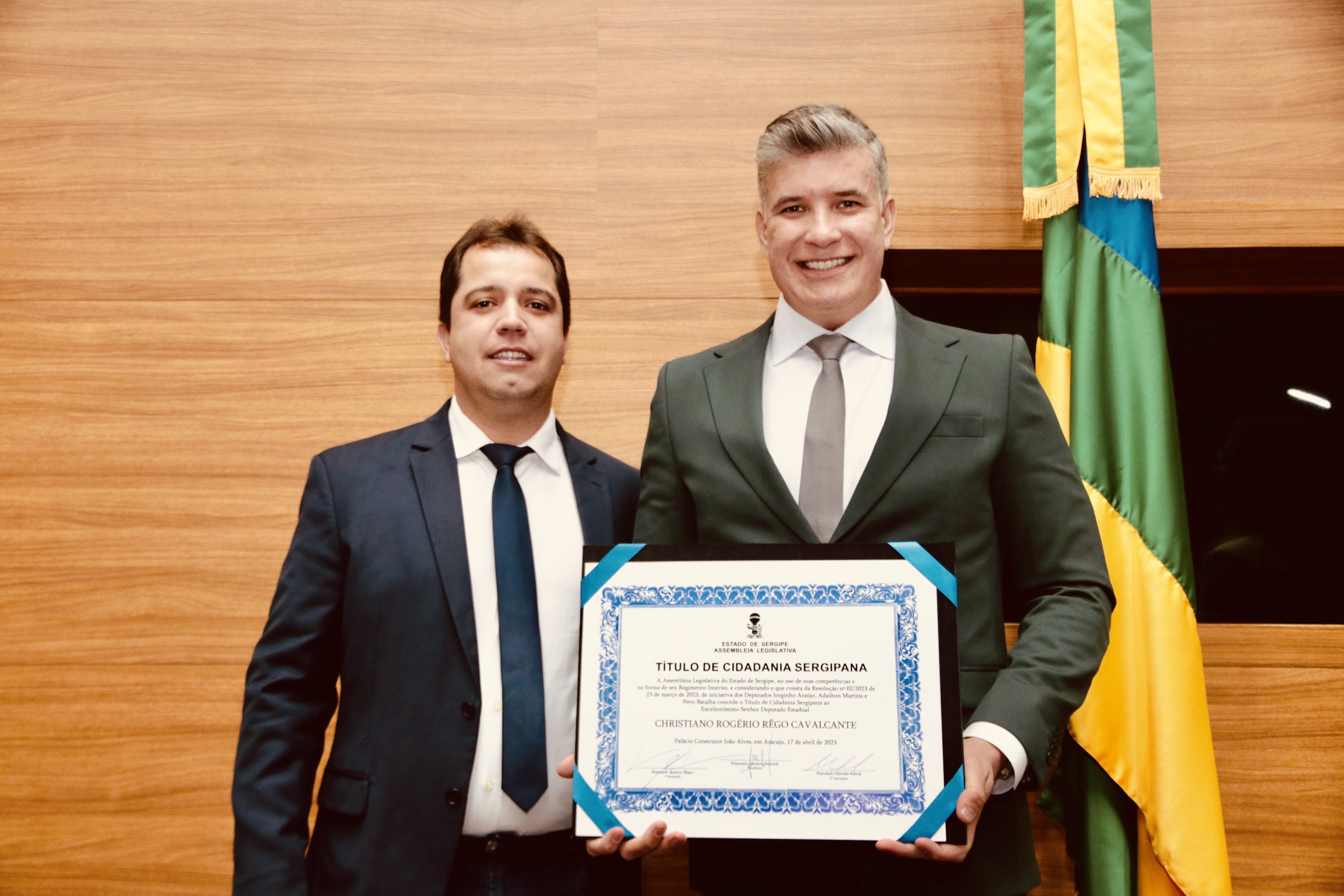 Vereador Sávio participa de entrega de Título de Cidadão Sergipano a Cristiano Cavalcante