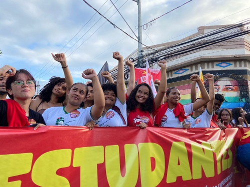 Vereadora Sonia Meire participa de atividades durante o dia da Greve Nacional da Educação