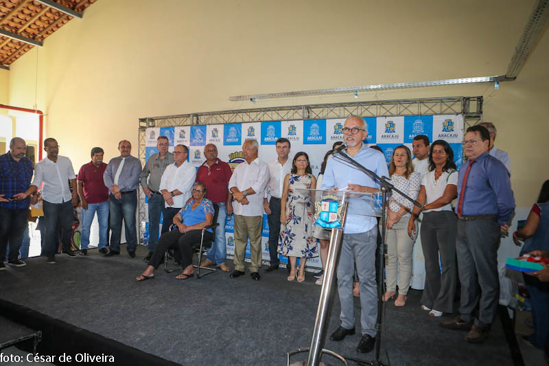 Vereadores participam da inauguração de escola no 17 de Março