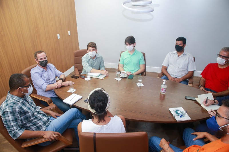 Vereadores se reúnem com representantes do CAU para discutir revisão do Plano Diretor